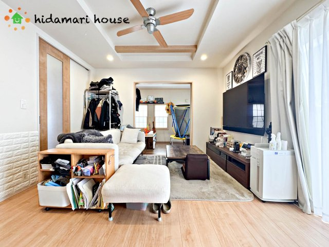 上尾市小泉4丁目　中古戸建の居間・リビング