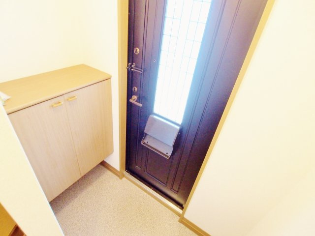 ファミーユ浦田壱番館の玄関