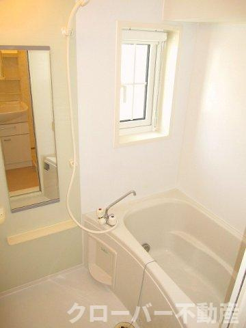 ヴィータ・リベラ国分寺Ｃの浴室