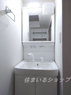 広島市安佐北区亀山３丁目のアパートの洗面所|シャンプードレッサー