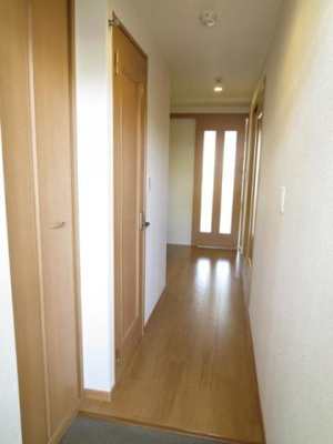 【玄関】 | エグゼリオ | 明るい玄関です