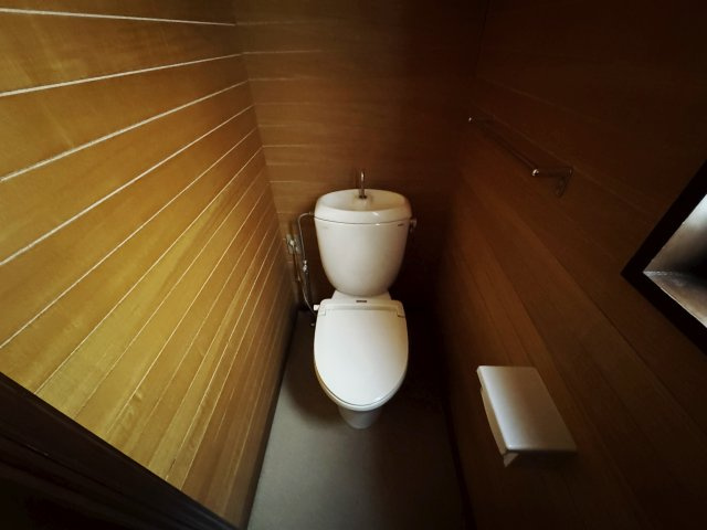 中通メゾネットのトイレ