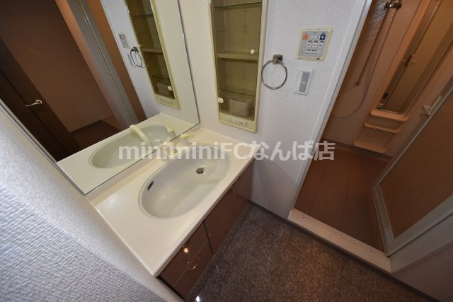 リーガル北心斎橋の洗面所|参考写真