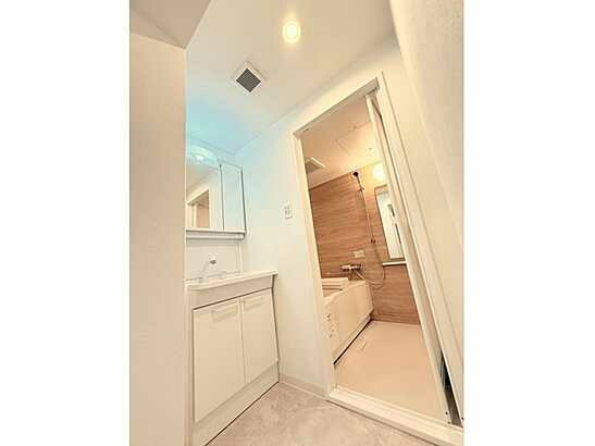 【独立洗面台】