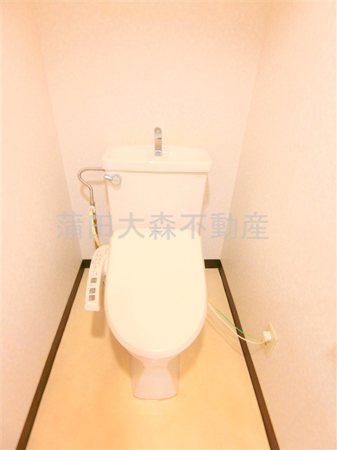 菱和パレス大森西のトイレ|温水洗浄便座付きのトイレ
