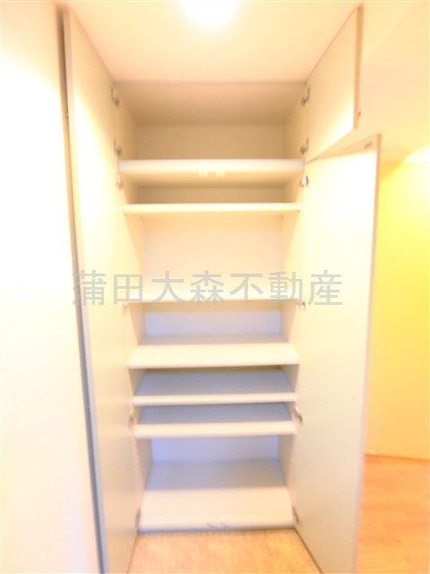 菱和パレス大森西の設備|玄関収納