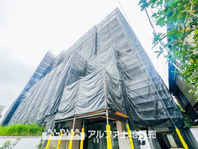 サンライフ多摩の外観|【House of the Sun】
◆明るい家◆太陽の温かな光がお家全体を照らす。そこには目を輝かせ笑顔で見つめてくれる君がいて、「ただいま」の言葉がこだまする。そんな君の瞳に恋している。