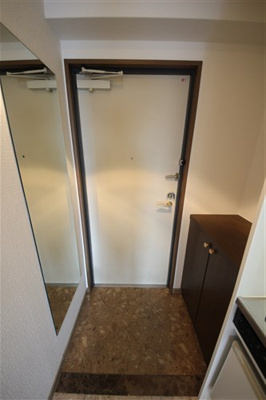 【玄関】 | アスリート新大阪Ⅱ