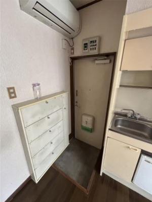 【玄関】 | コーポフレンド | 収納もある玄関です