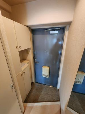 デトムワン烏丸五条の玄関