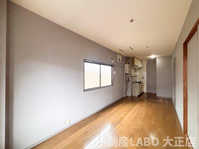 INビルの居間・リビング