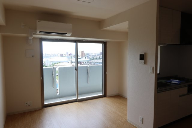 コートシャインの居間・リビング