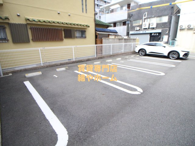 ココ・クロヌの駐車場|駐車場があります