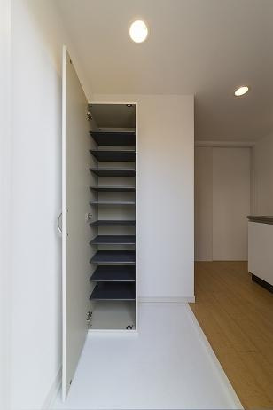 クレア―ジュ山手の収納|シューズボックス