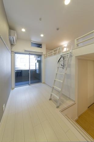 クレア―ジュ山手の居間・リビング