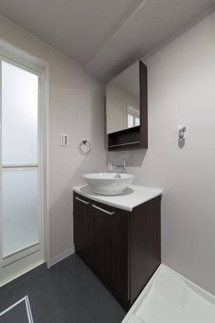 クレア―ジュ山手の独立洗面台