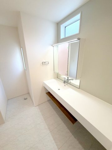 あきる野市引田 全７棟　新築分譲の独立洗面台