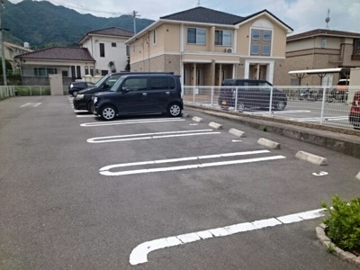 【駐車場】 | ビーネⅠ