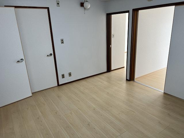 【居間・リビング】 | ロイヤルコーポ