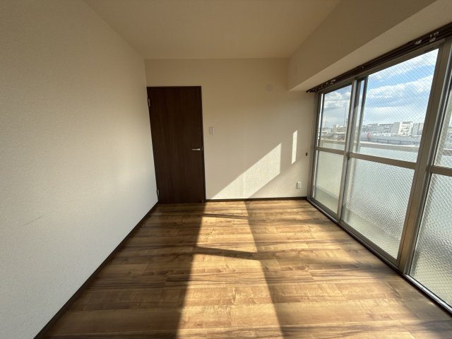 ハイライズ東雲の寝室