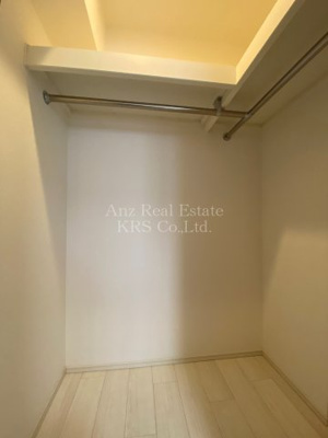 【収納】 | エステムコート中之島ＧＡＴＥⅡ | 収納力に優れたウォークインクローゼットを完備！