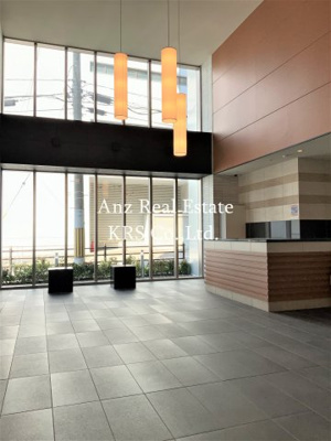 【ロビー】 | エステムコート中之島ＧＡＴＥⅡ | 落ち着いた雰囲気のロビー♪コンシェルジュがいます♪