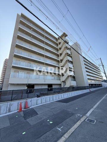 プレサンス京橋ＧＲＥＥＮ　ＹＡＲＤアルミラの外観