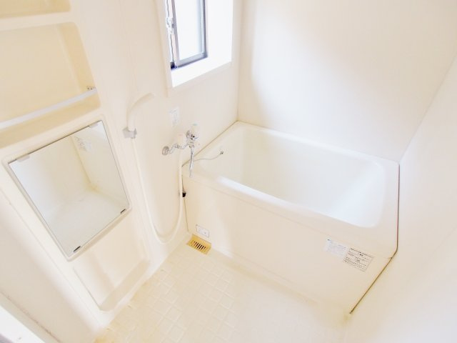 メゾン浦田の浴室