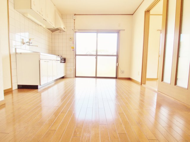 メゾン浦田の居間・リビング