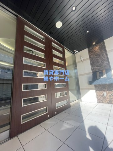 Luxe我孫子Ⅱのエントランス|落ち着いたエントランスです