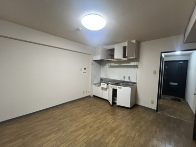 【居間・リビング】 | 事務所相談可能～最上階角部屋