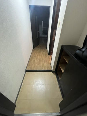 【玄関】 | 事務所相談可能～最上階角部屋