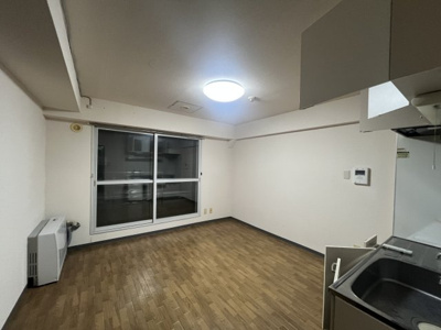 【居間・リビング】 | 事務所相談可能～最上階角部屋