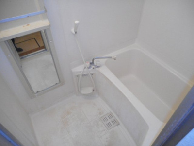 【浴室】 | メゾンシンフォニー | ゆったり過ごせるお風呂です