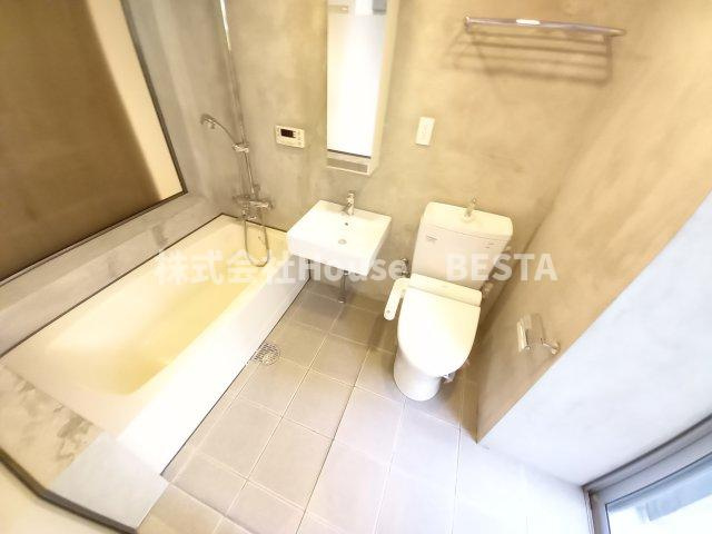 イーストヴィレッジ三宮の浴室