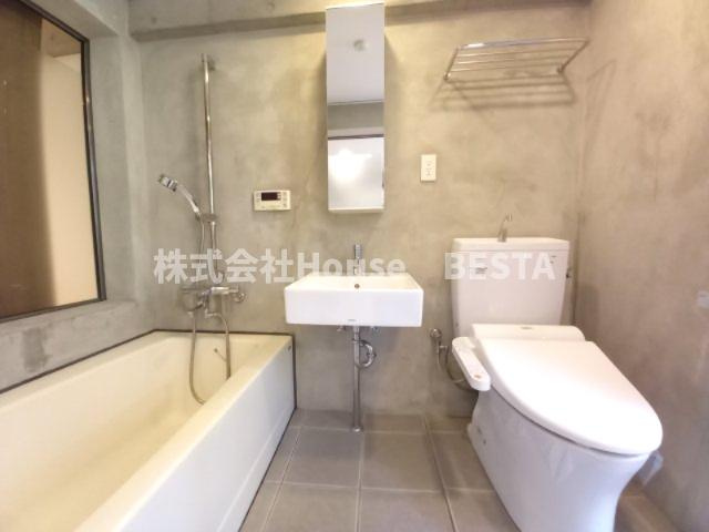 イーストヴィレッジ三宮の独立洗面台