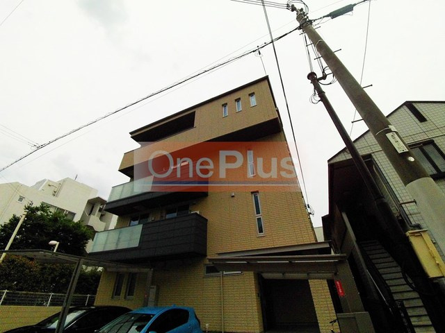 ＡＵＴＵＭＮ　ＭＡＩＳＯＮ