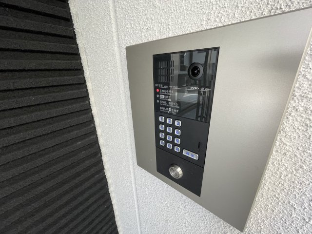 九条ソリティアのエントランス