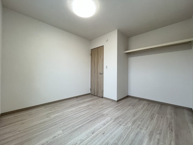 【洋室】 | 滑川町月の輪第２期　ワイウッドコート　新築戸建　全7棟　5号棟