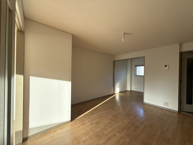 ピア・ルミナス1番館の居間・リビング