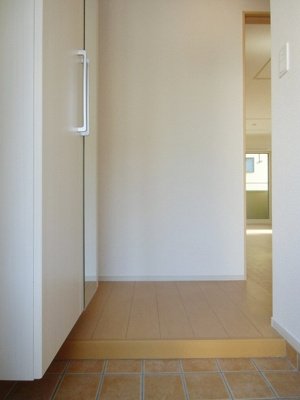 【玄関】 | ウェルデンス平塚御殿Ⅰ