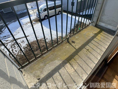 【バルコニー】 | ◎収益物件◎まりもハイツ | バルコニー付なので、お洗濯ものも良く乾きそう☆