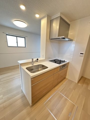 【キッチン】 | ライズ | コンパクトなキッチンで掃除もラクラク