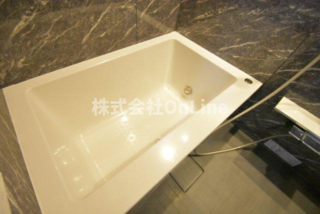 プレミアム菱屋西の浴室