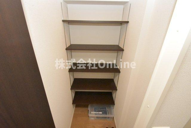 プレミアム菱屋西の収納