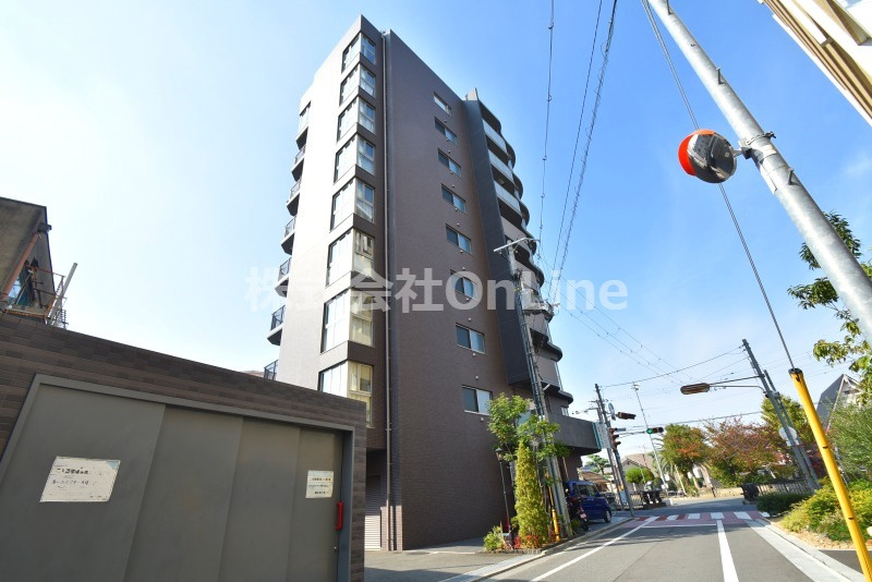 プレミアム菱屋西の外観