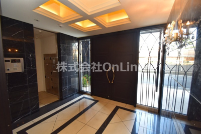 【エントランス】 | プレミアム菱屋西