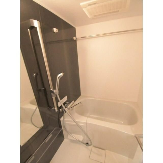 ＡＲＫＭＡＲＫ志茂Ｓｔａ．の浴室