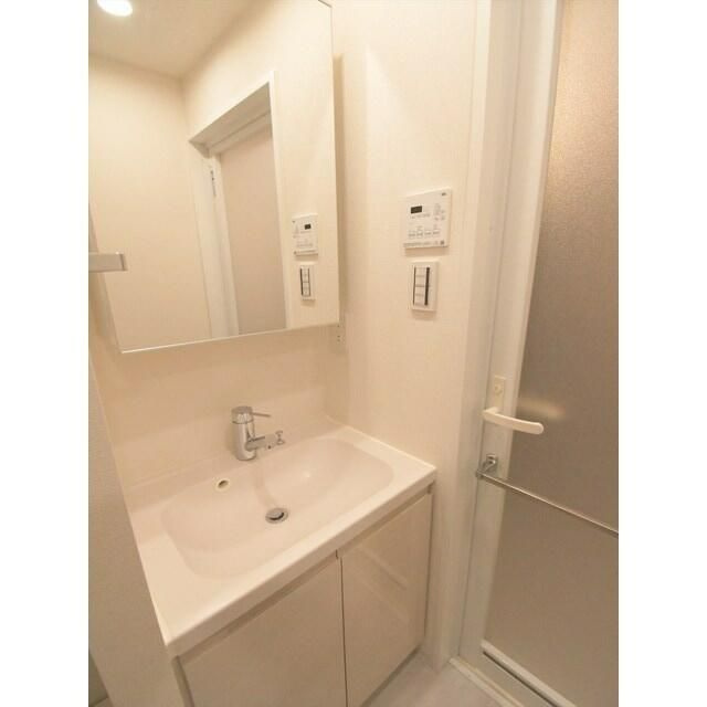 ＡＲＫＭＡＲＫ志茂Ｓｔａ．の独立洗面台