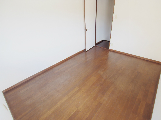 テラス井出口の寝室